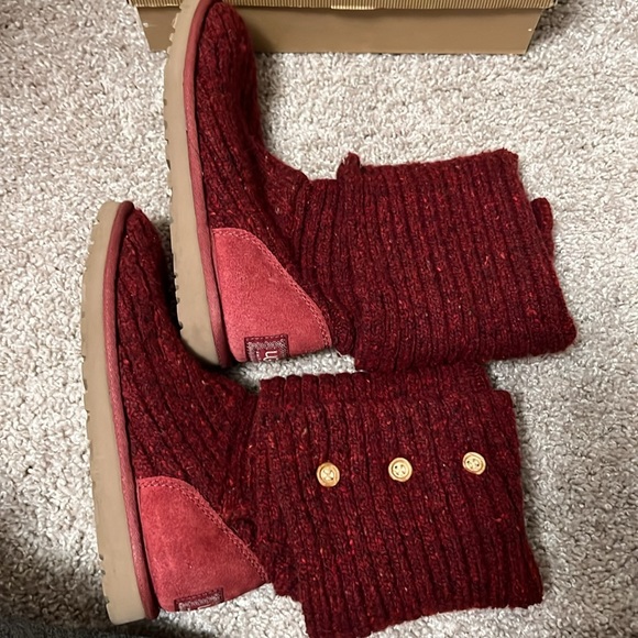 Classic Cardy Uggs - red-sangria sweater boots - Picture 4 of 12
